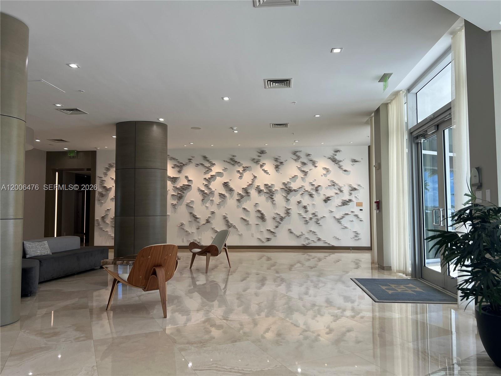 image Harbour House8