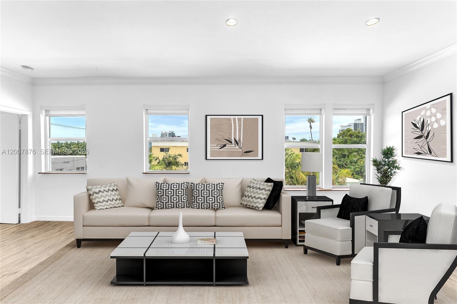 737 Jefferson Ave #305