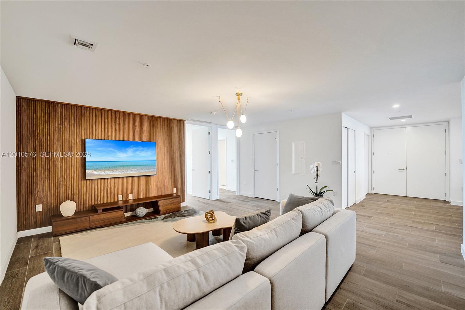 900 N Ocean Blvd #1904 Pompano Beach, FL 33062