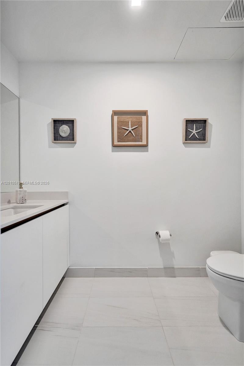 900 N Ocean Blvd #1904 Pompano Beach, FL 33062