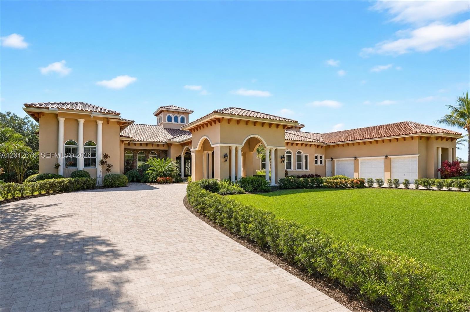 7480 SW 100th St Pinecrest, FL 33156
