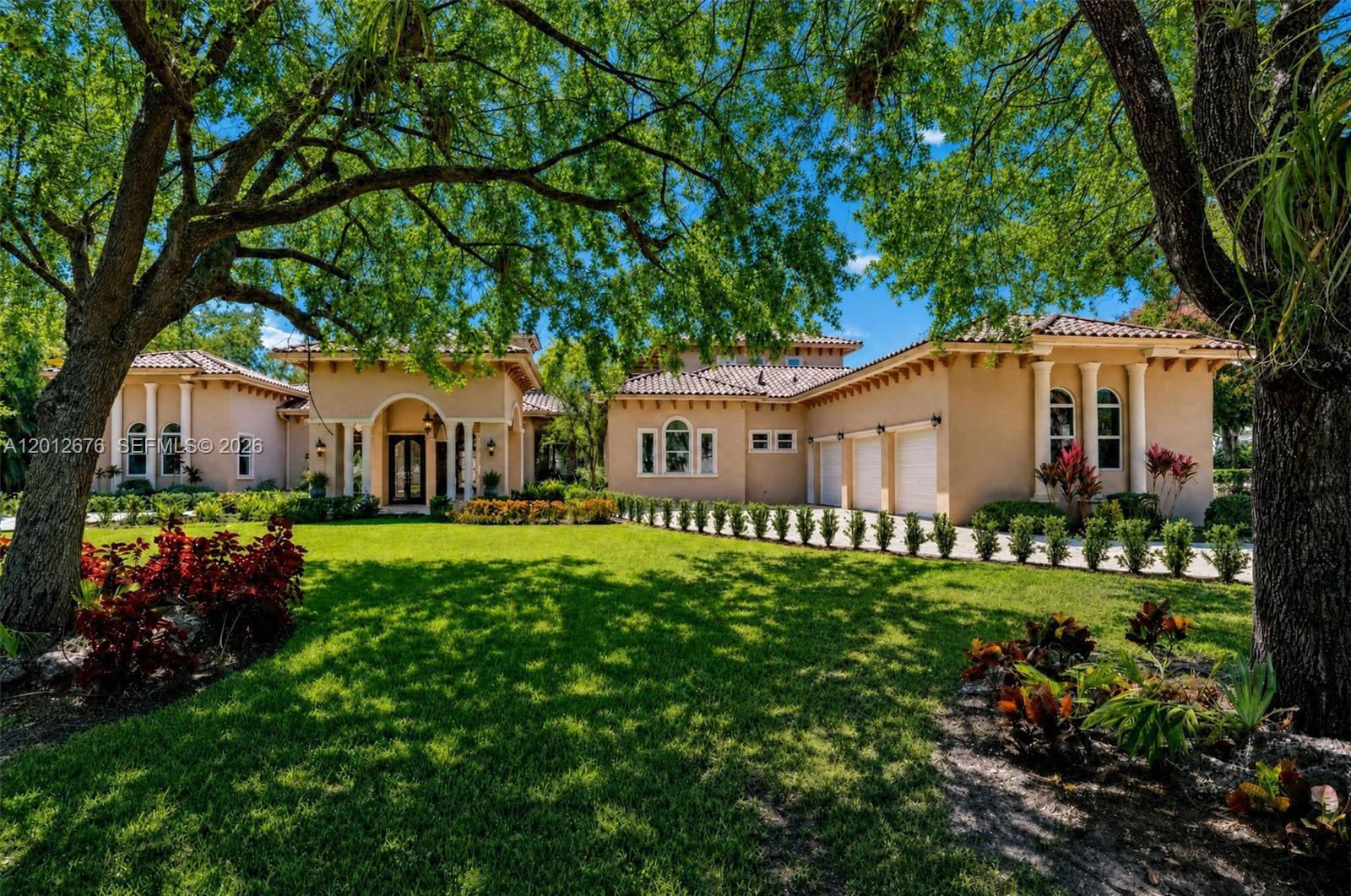 7480 SW 100th St Pinecrest, FL 33156