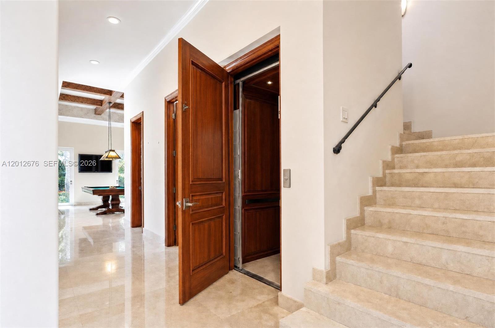 7480 SW 100th St Pinecrest, FL 33156