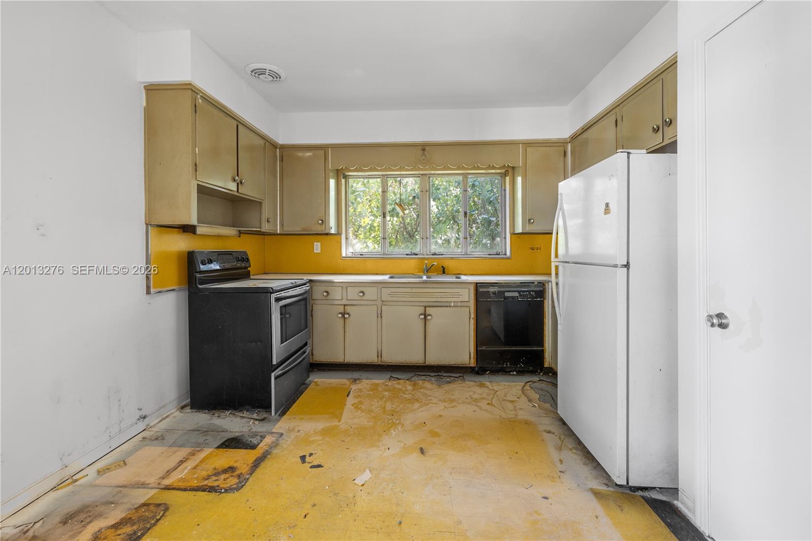 427 Grand Concourse Miami Shores, FL 33138