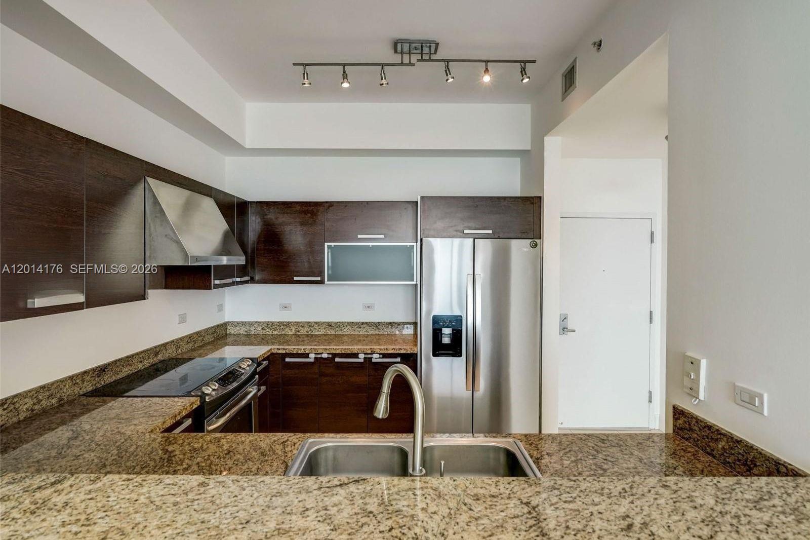 2525 SW 3rd Ave #1009 Miami, FL 33129