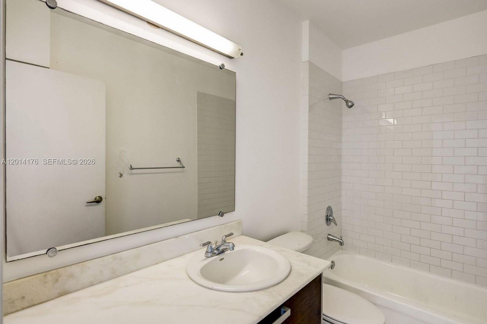 2525 SW 3rd Ave #1009 Miami, FL 33129