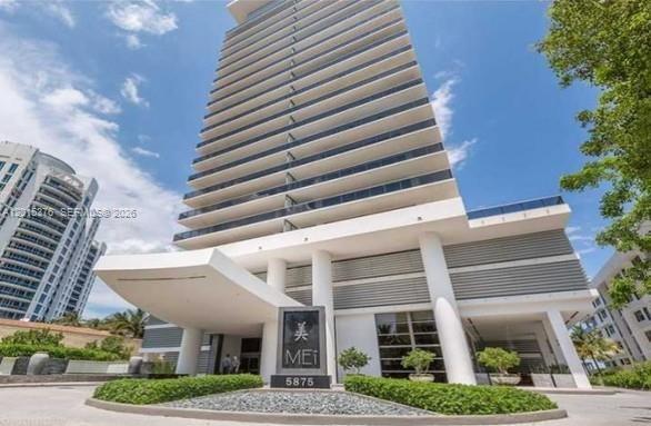5875 Collins Ave #1803 Miami Beach, FL 33140