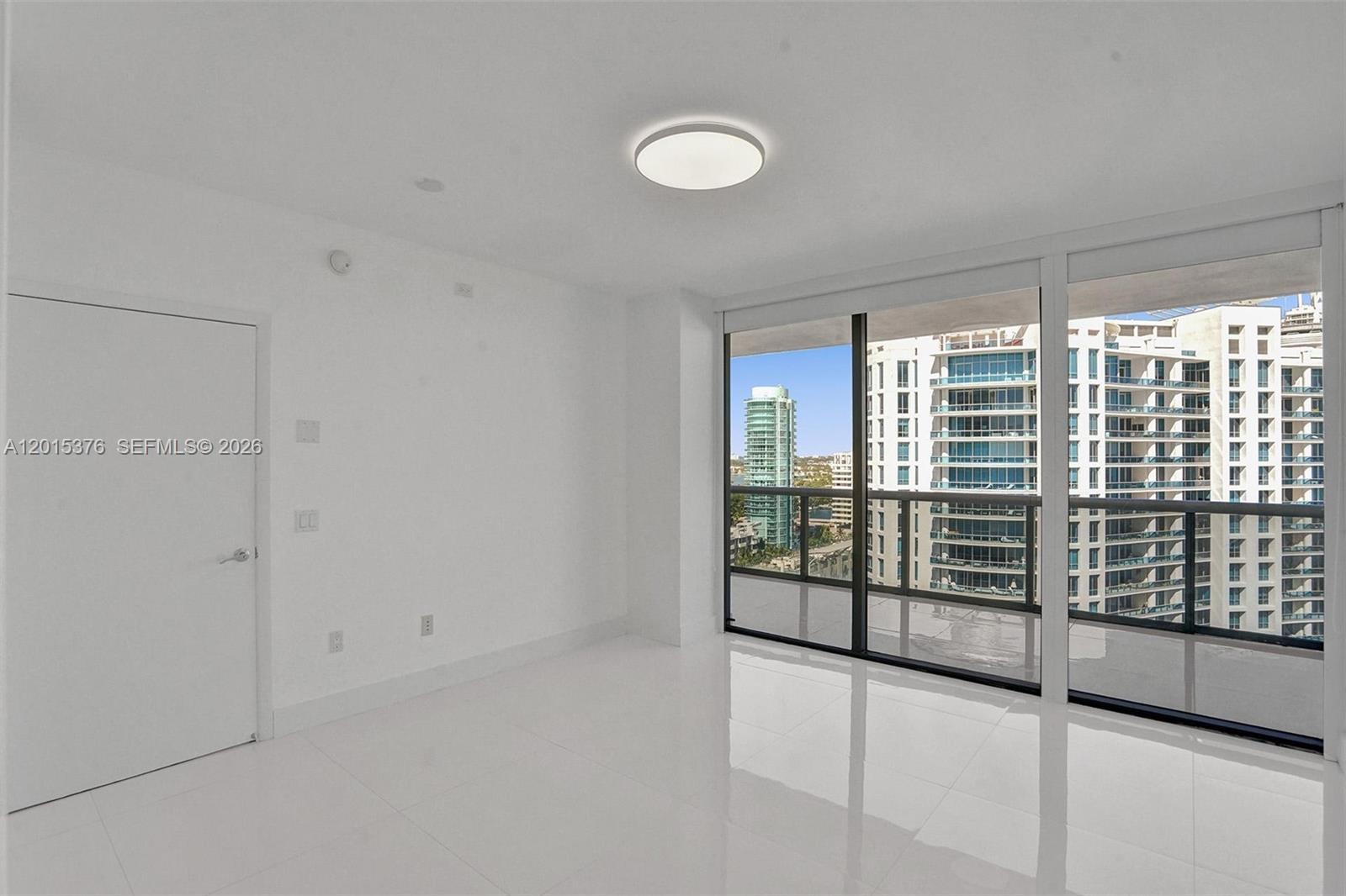 5875 Collins Ave #1803 Miami Beach, FL 33140