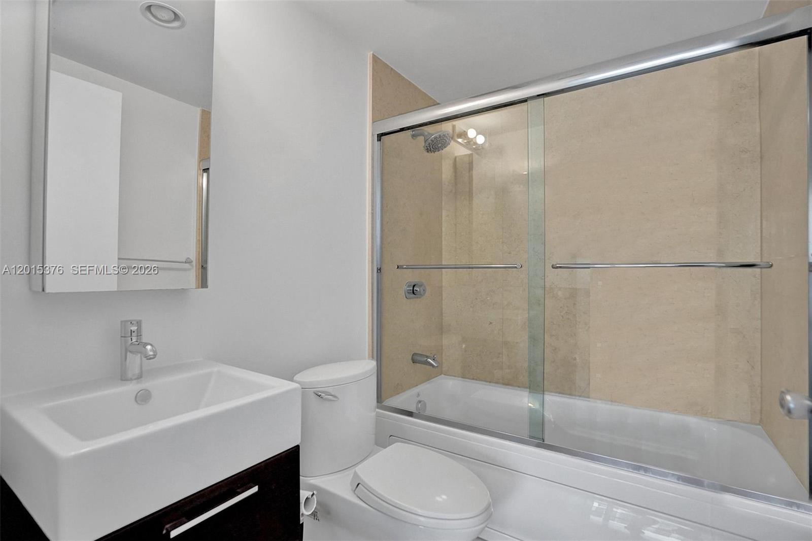 5875 Collins Ave #1803 Miami Beach, FL 33140