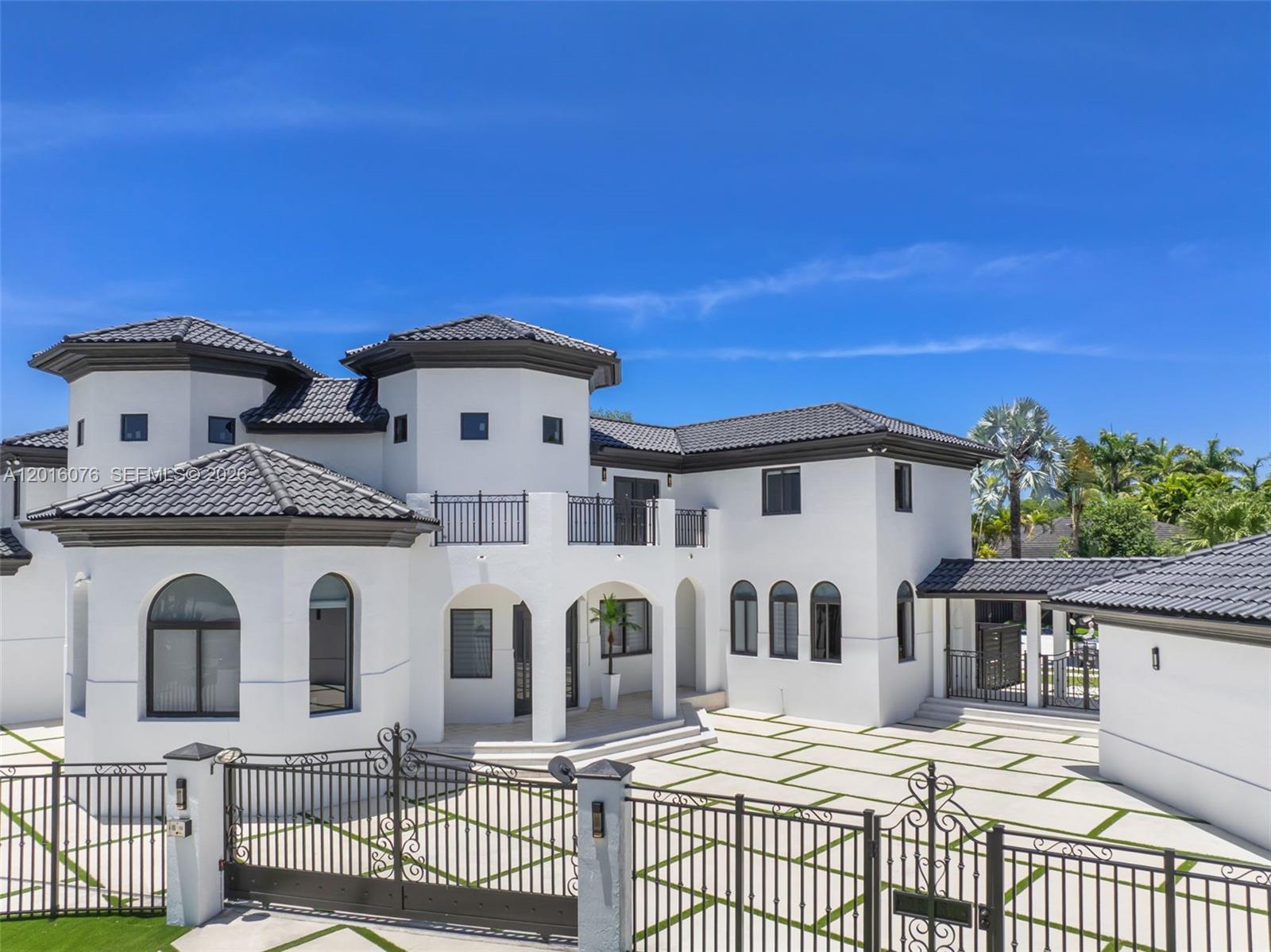9881 SW 148th Ter Miami, FL 33176