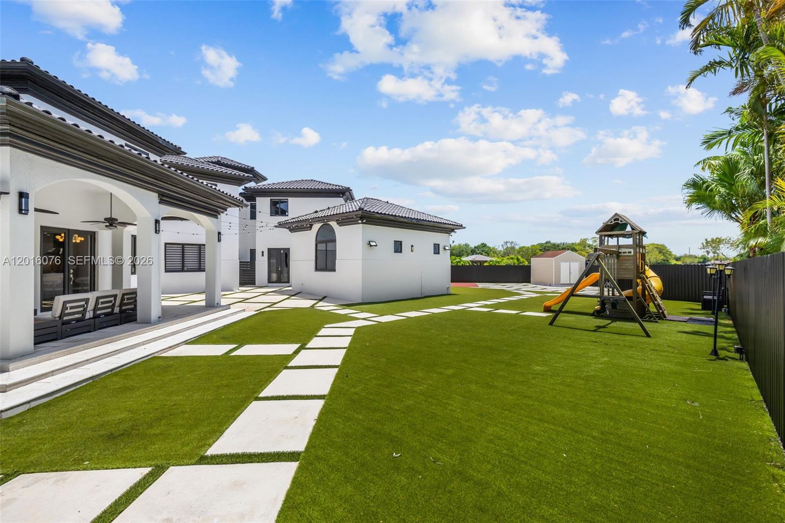 9881 SW 148th Ter Miami, FL 33176
