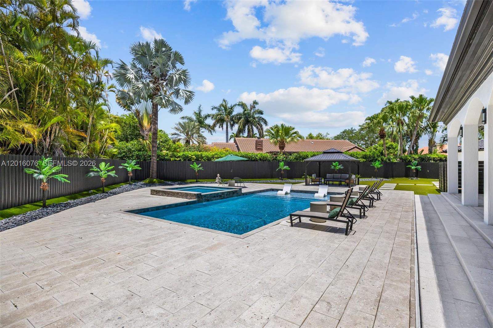 9881 SW 148th Ter Miami, FL 33176