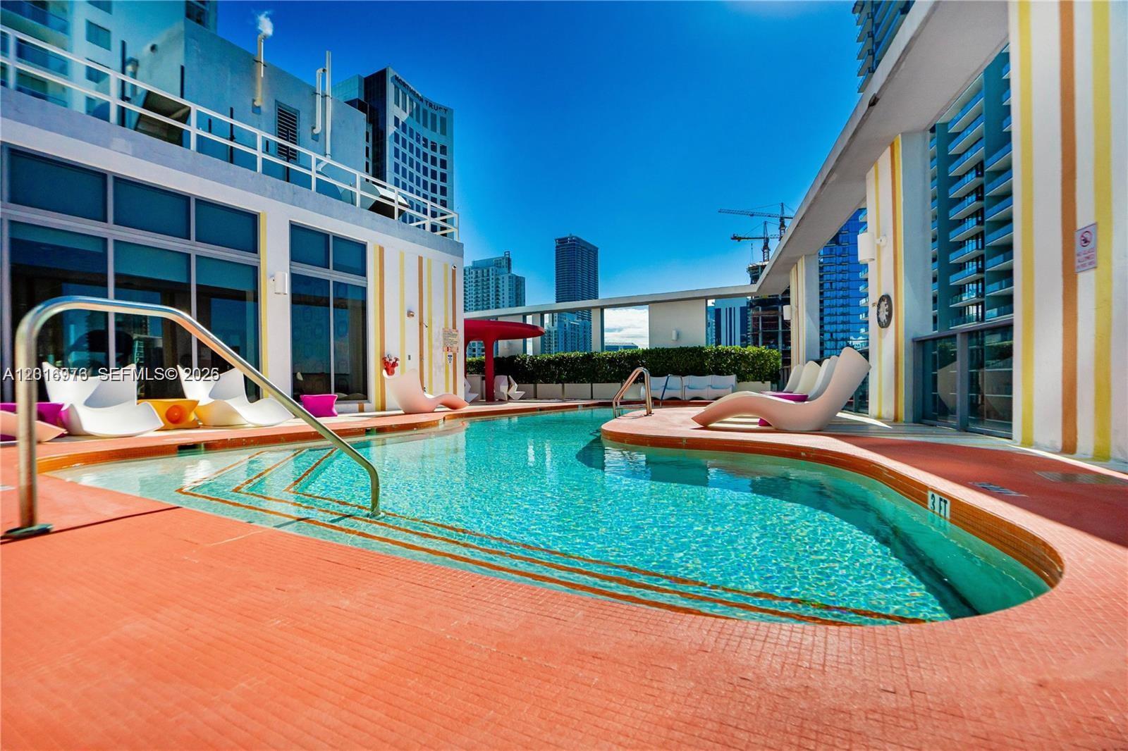 31 SE 6th St #2205 Miami, FL 33131