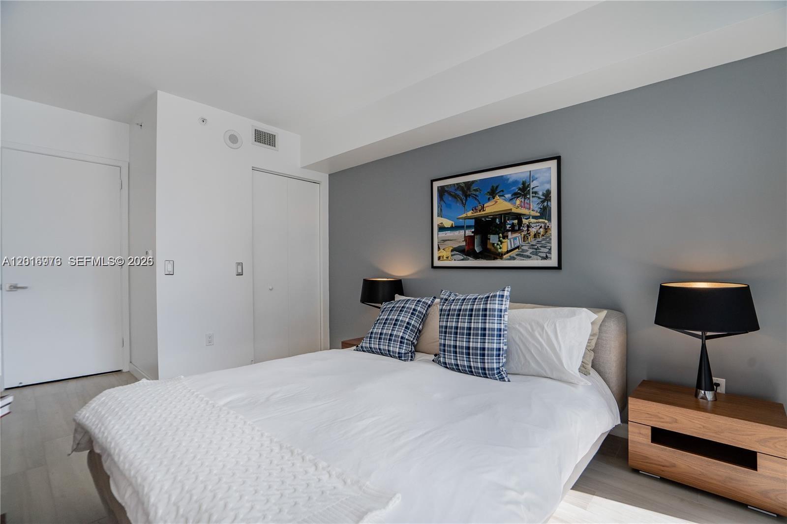 31 SE 6th St #2205 Miami, FL 33131