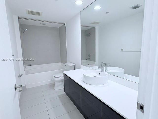 31 SE 6th St #2001 Miami, FL 33131