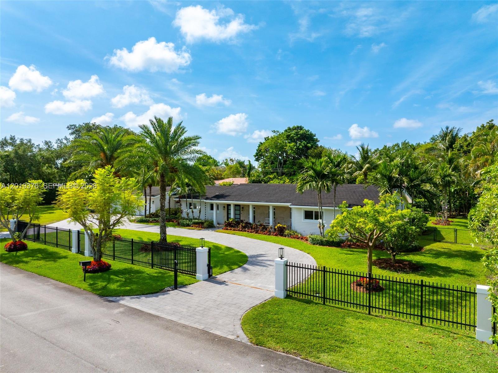 7750 SW 122nd St Pinecrest, FL 33156