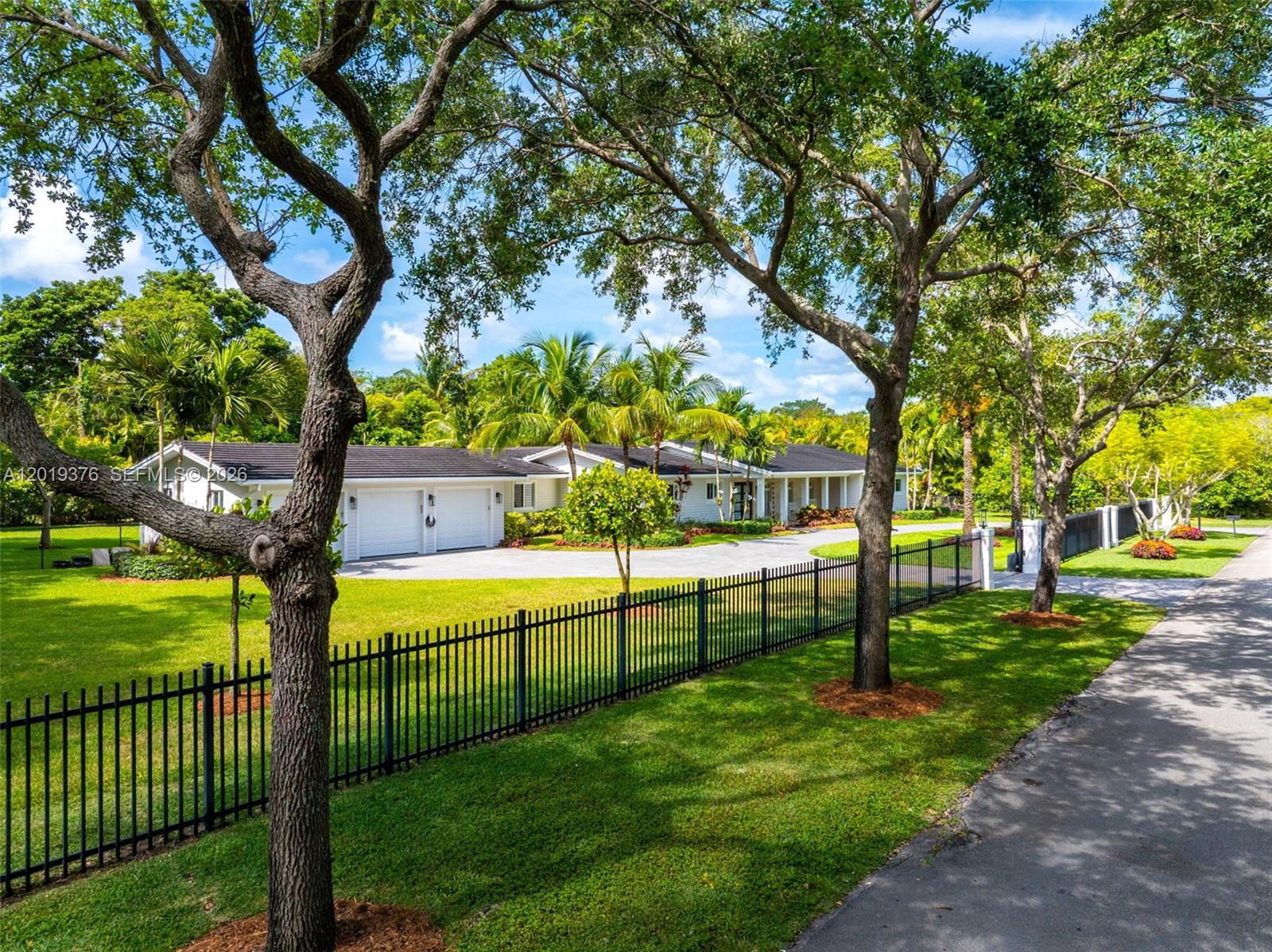 7750 SW 122nd St Pinecrest, FL 33156