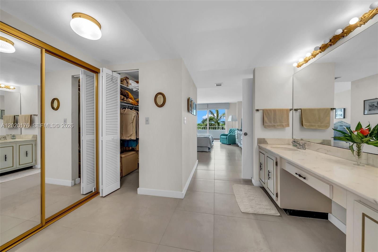 199 Ocean Ln Dr #512 Key Biscayne, FL 33149