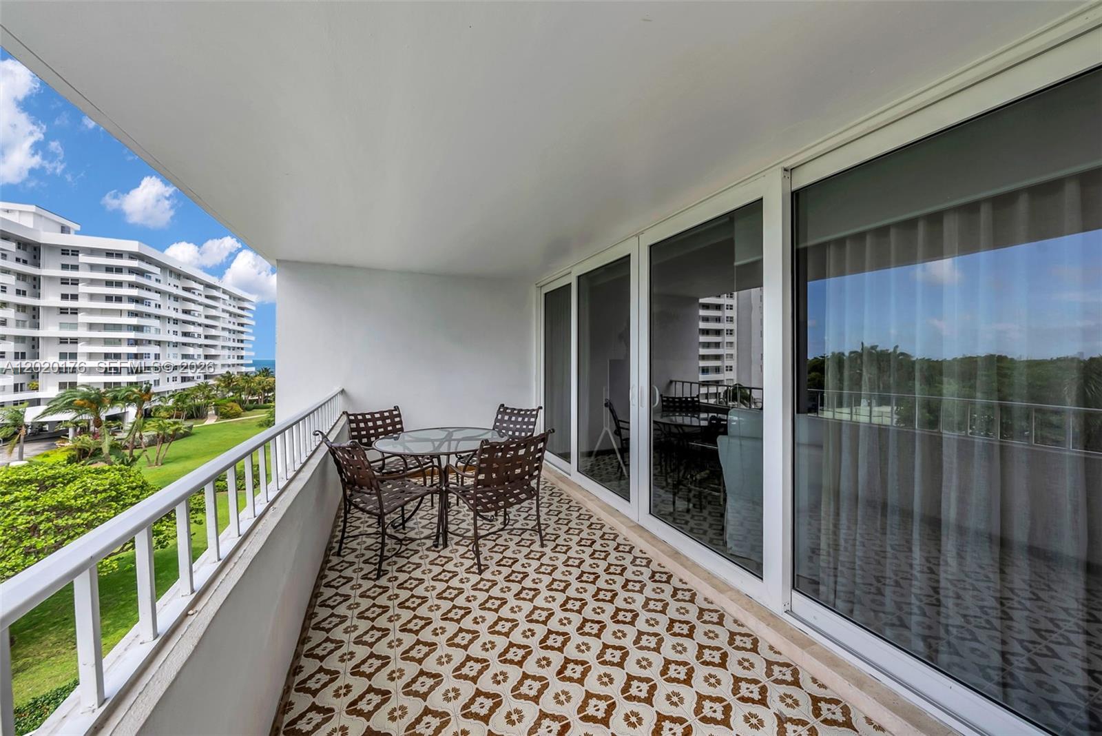 199 Ocean Ln Dr #512 Key Biscayne, FL 33149