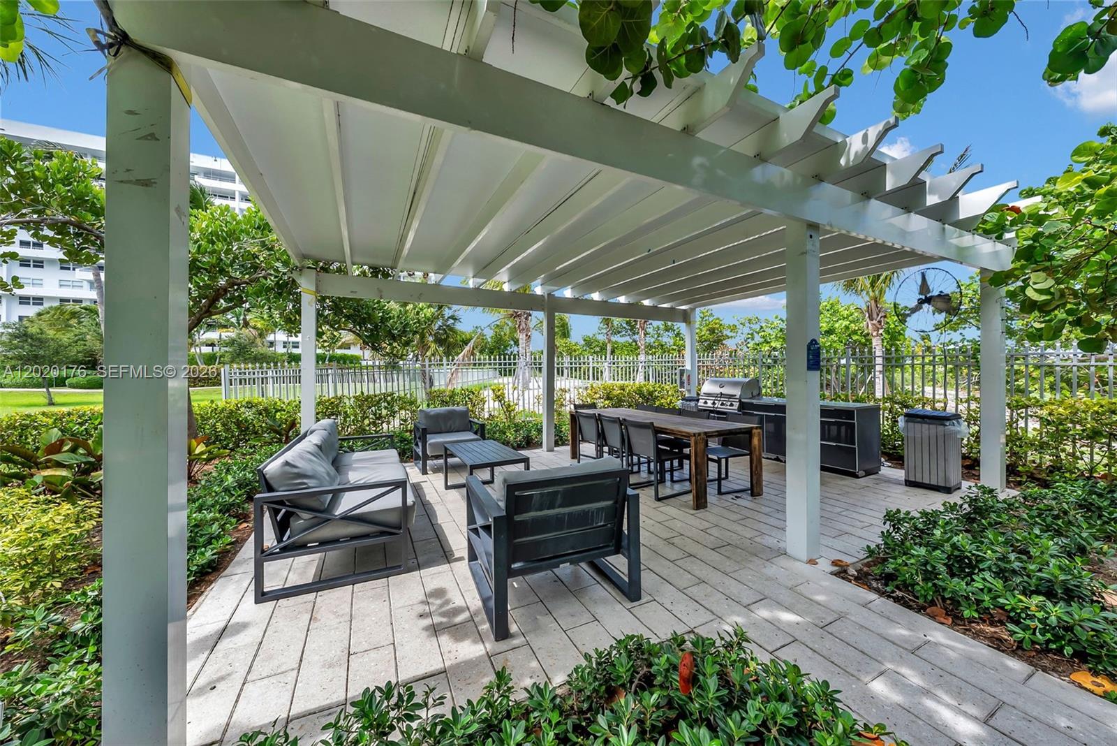 199 Ocean Ln Dr #512 Key Biscayne, FL 33149