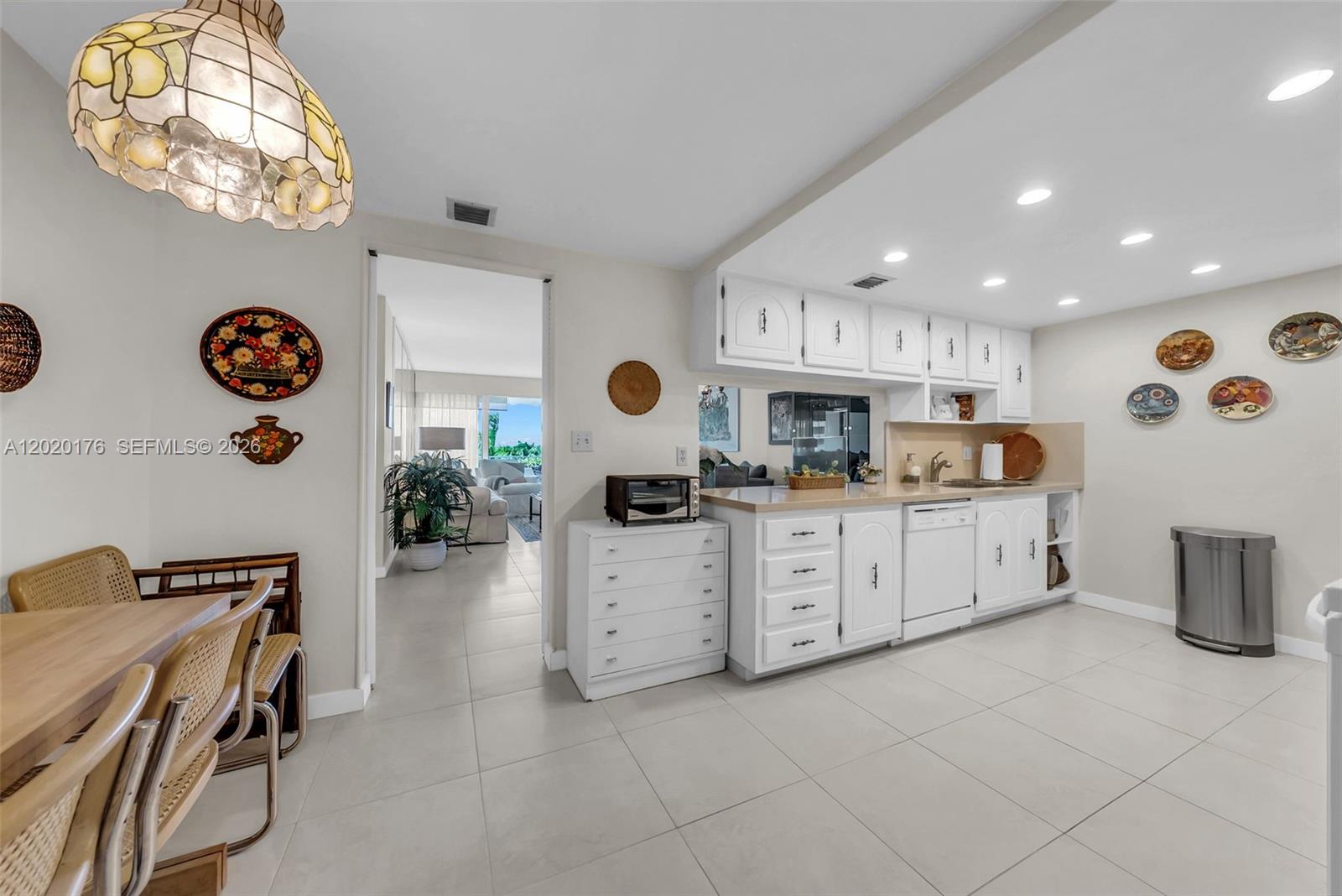 199 Ocean Ln Dr #512 Key Biscayne, FL 33149