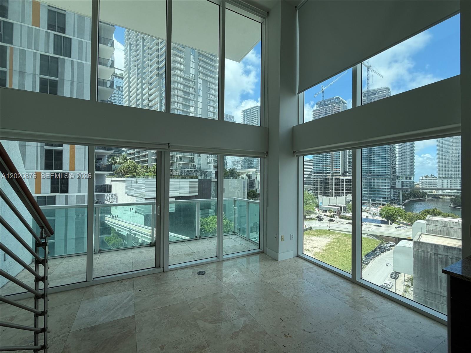 image Brickell on the River South16