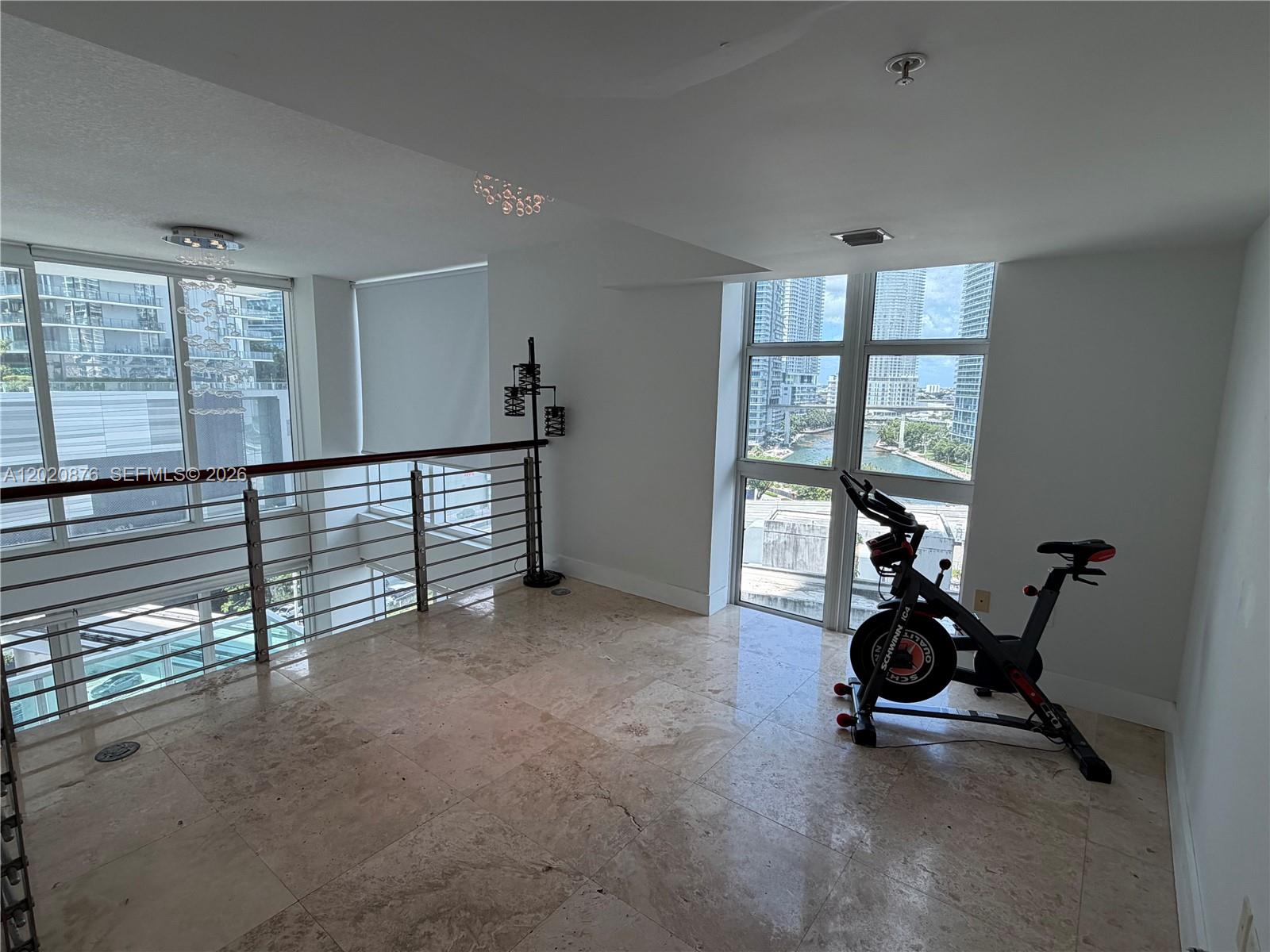 image Brickell on the River South5