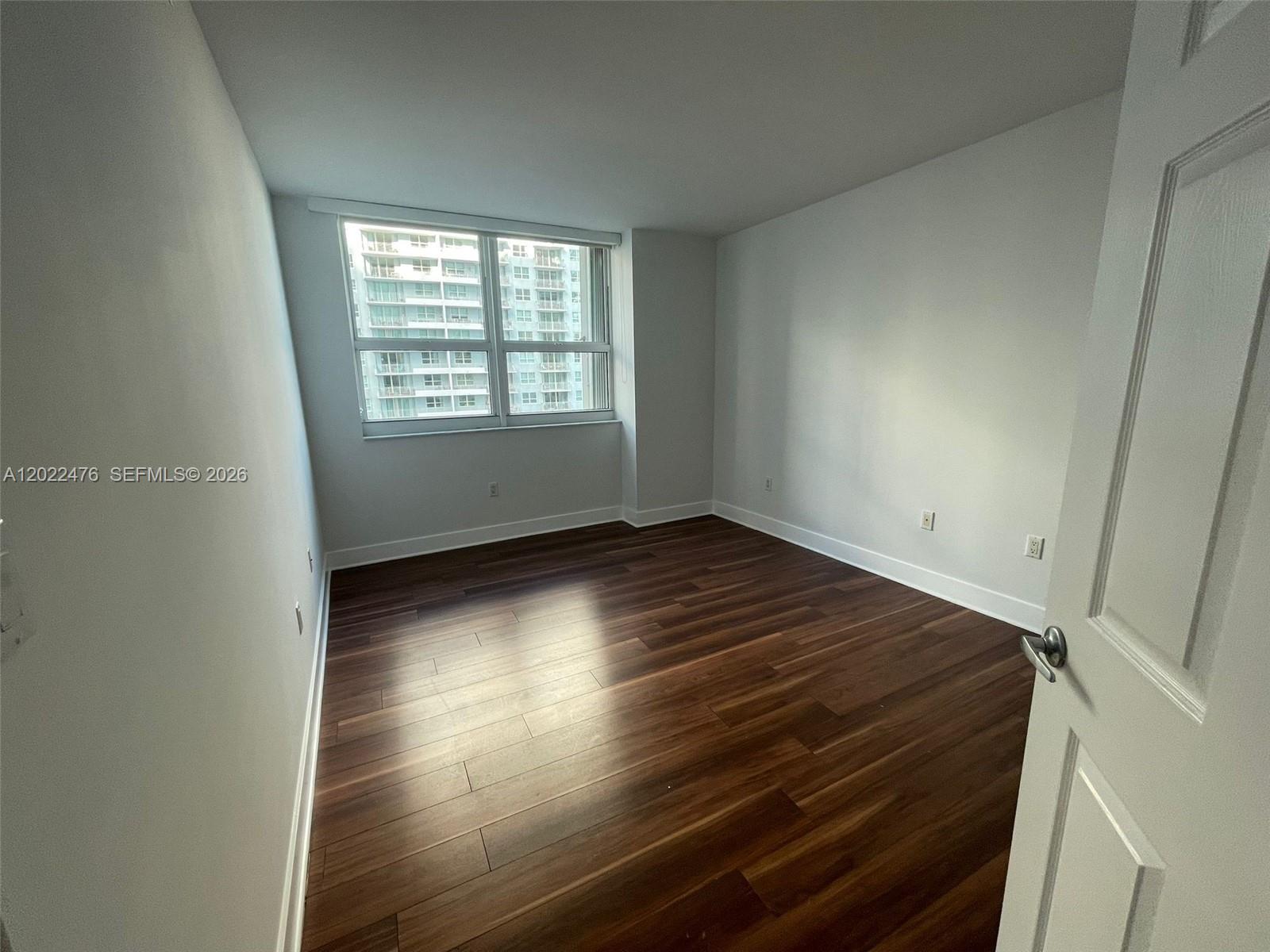 1155 Brickell Bay Dr #1102 Miami, FL 33131