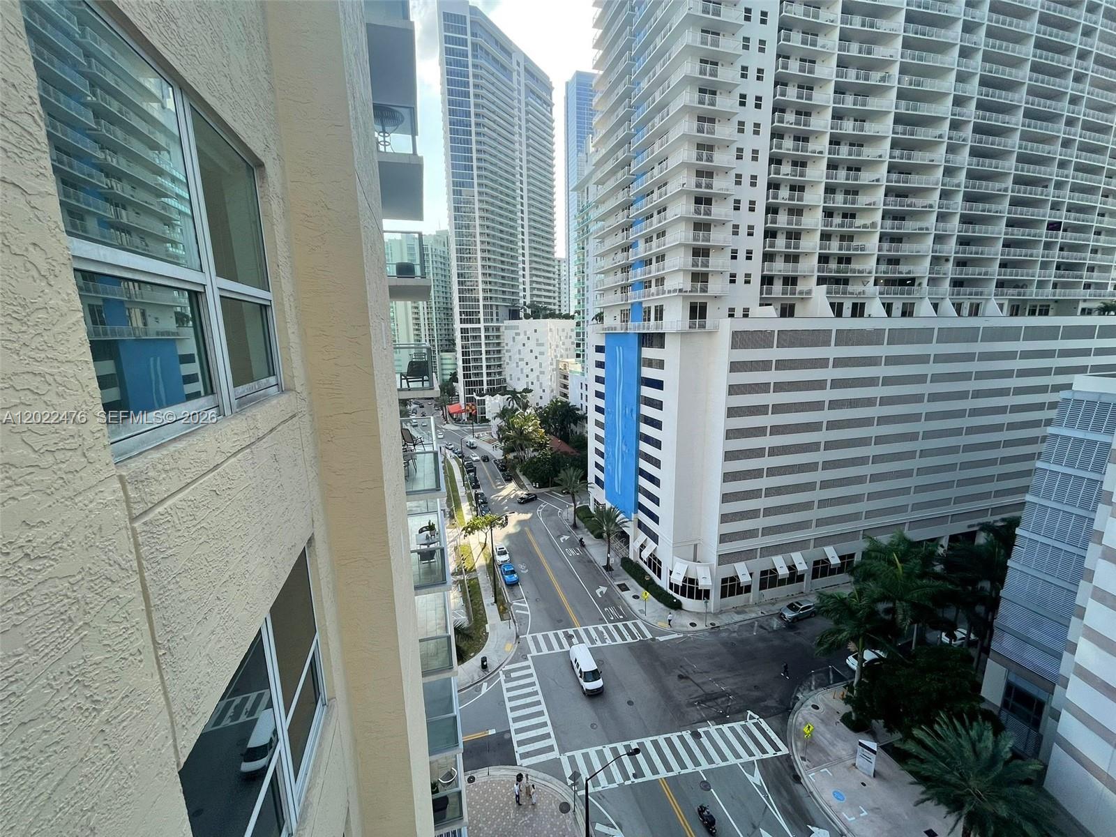 1155 Brickell Bay Dr #1102 Miami, FL 33131