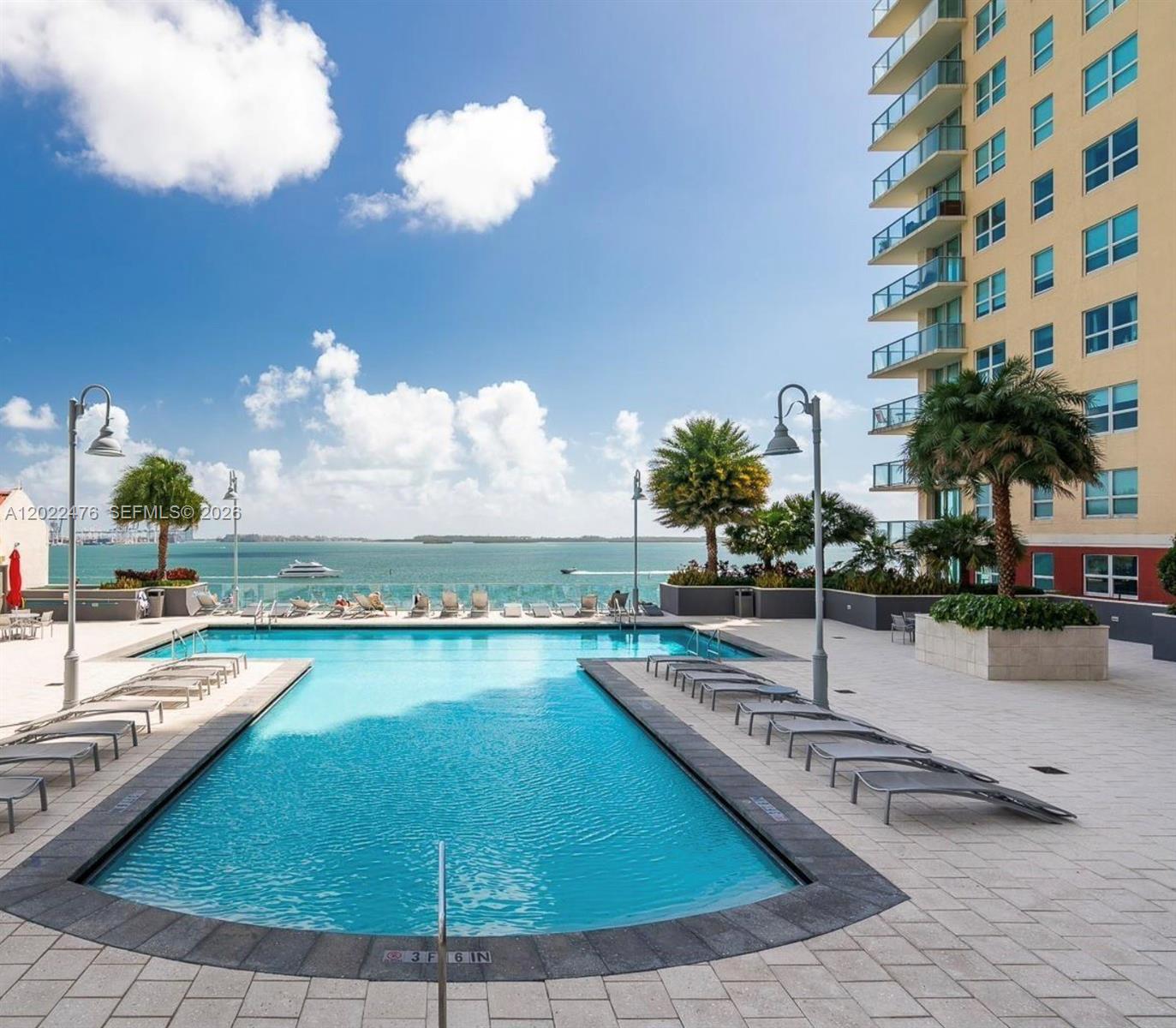 1155 Brickell Bay Dr #1102 Miami, FL 33131