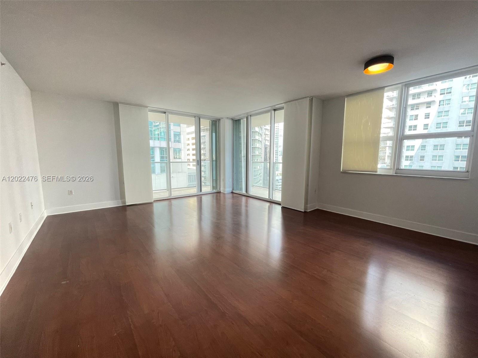 1155 Brickell Bay Dr #1102 Miami, FL 33131