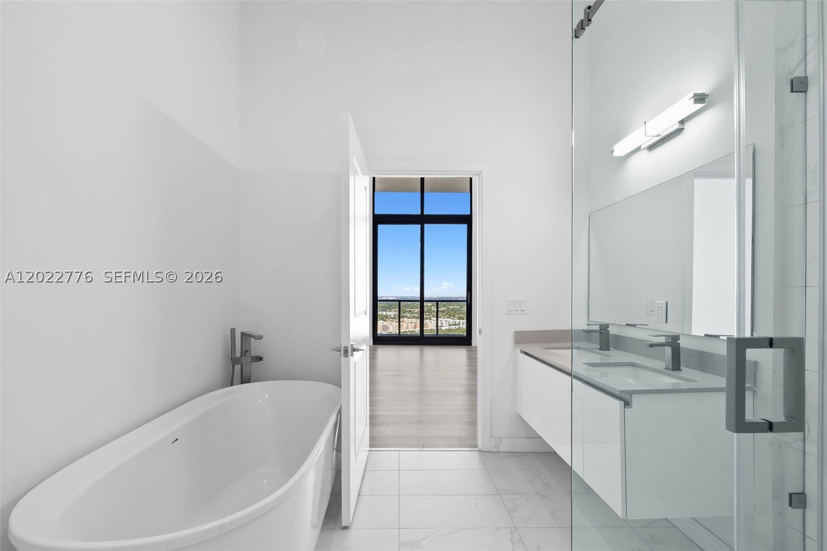 101 Diplomat Pkwy #PH2703 Hallandale Beach, FL 33009