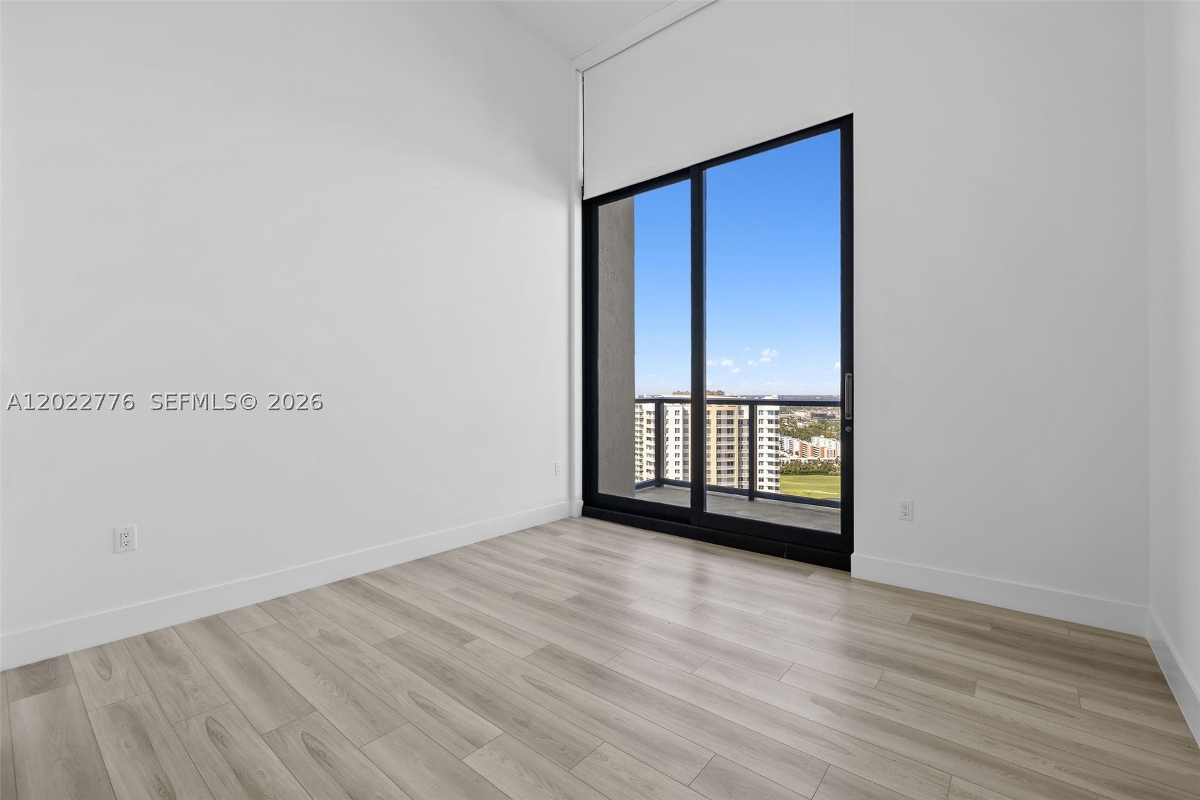 101 Diplomat Pkwy #PH2703 Hallandale Beach, FL 33009