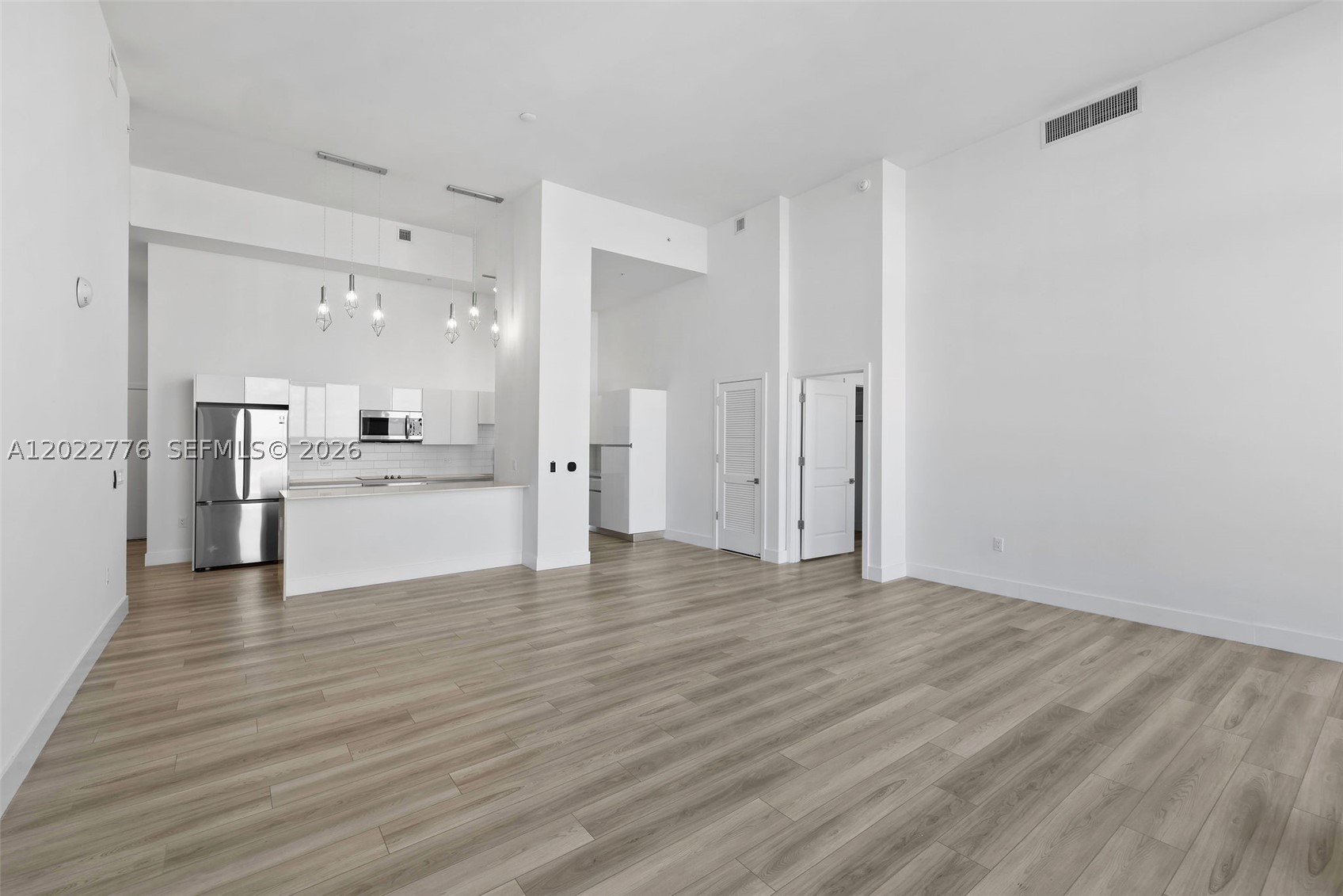 101 Diplomat Pkwy #PH2703 Hallandale Beach, FL 33009