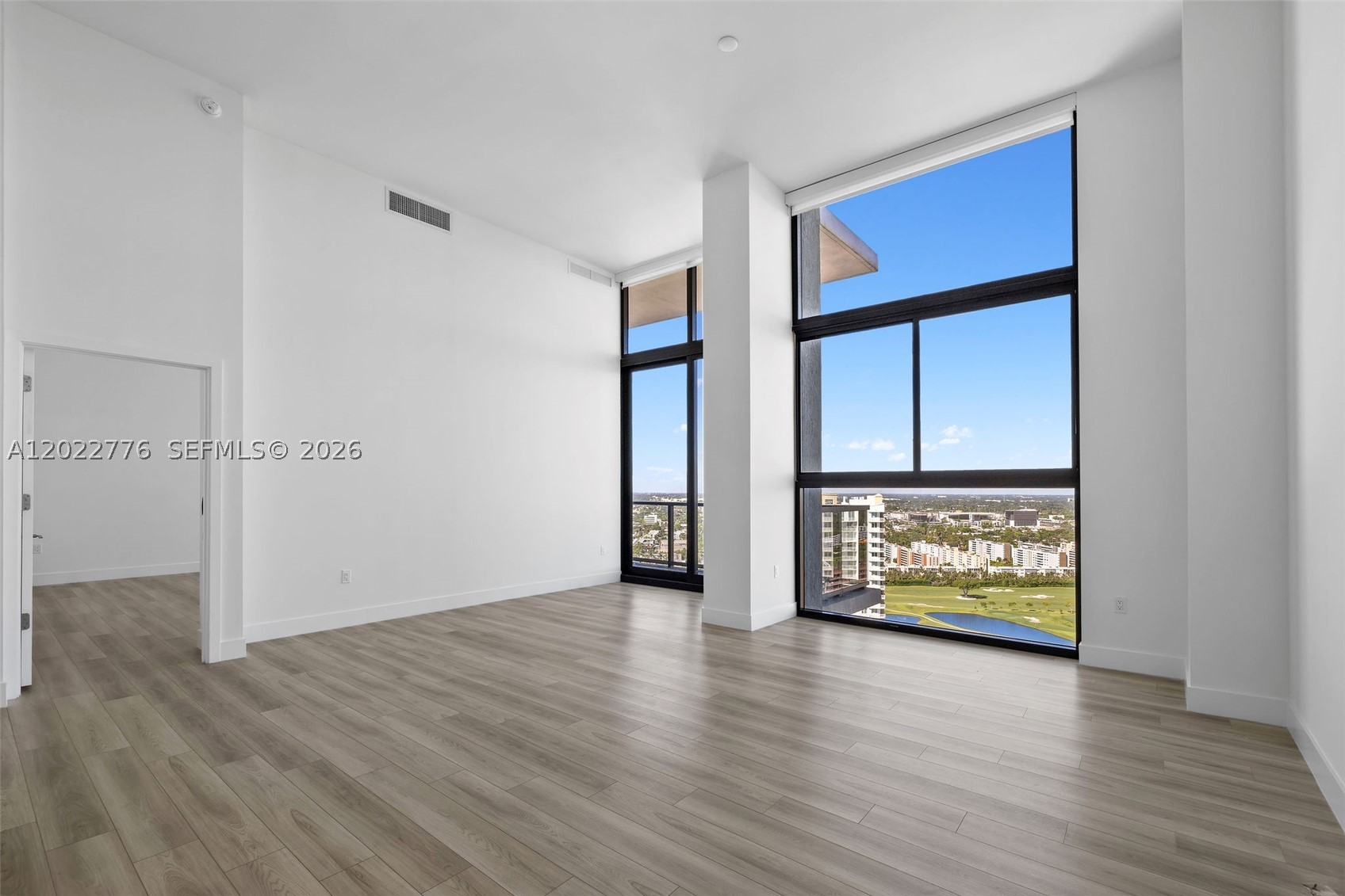 101 Diplomat Pkwy #PH2703 Hallandale Beach, FL 33009
