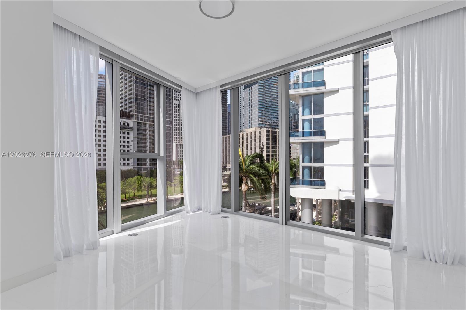 300 Biscayne Blvd Way #804 Miami, FL 33131