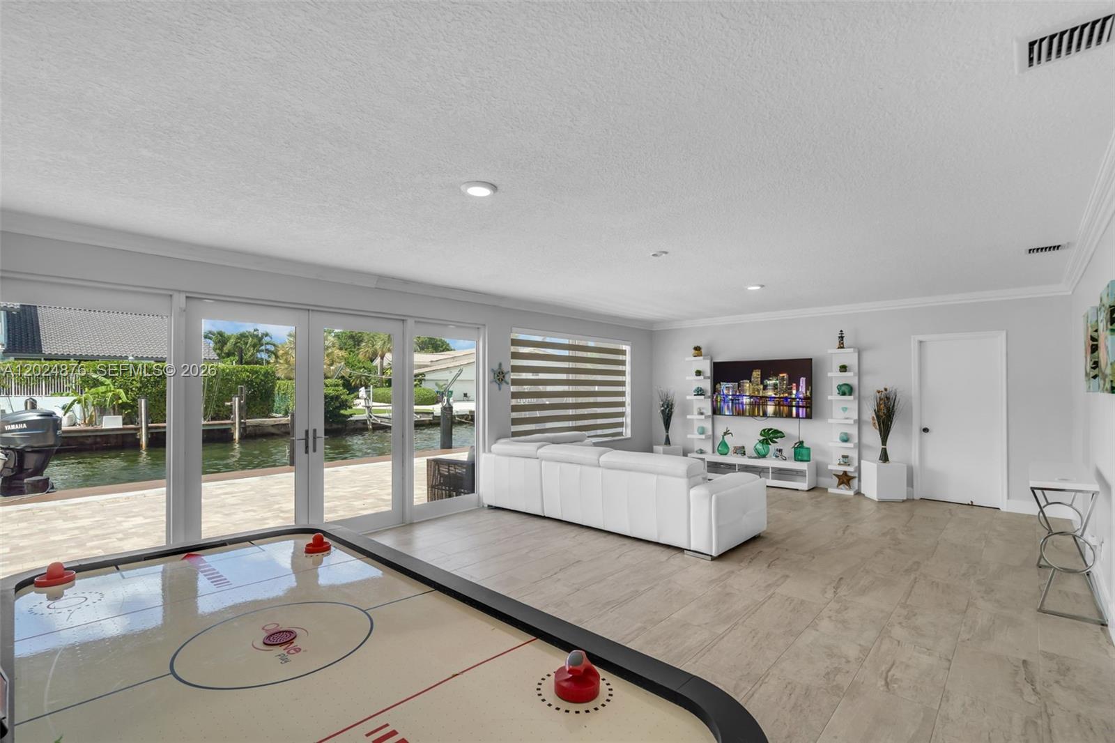 1261 NE 82nd St Miami, FL 33138