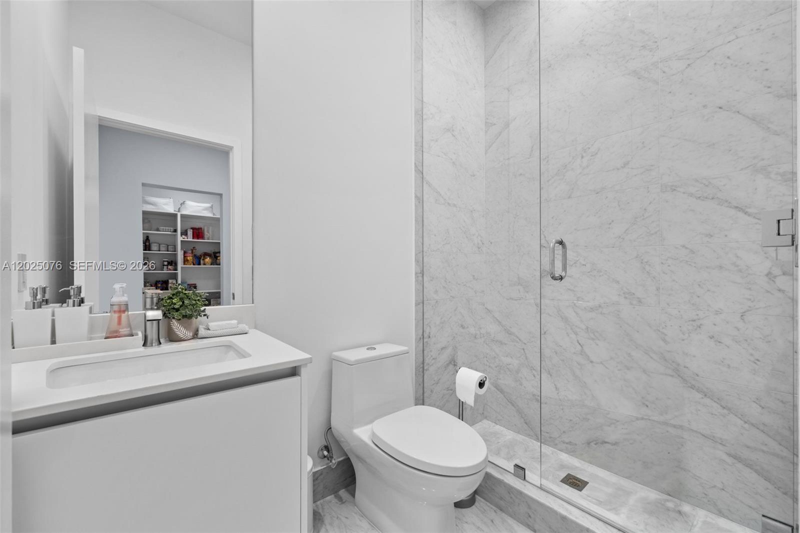 650 NE 32nd St #BH4 Miami, FL 33137