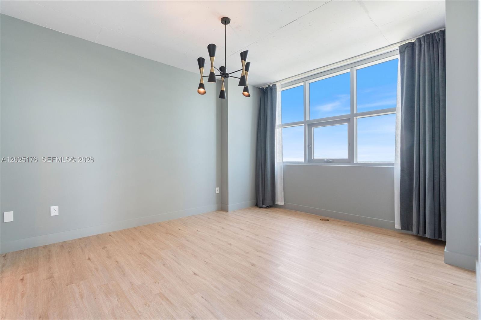 image 4 Midtown14