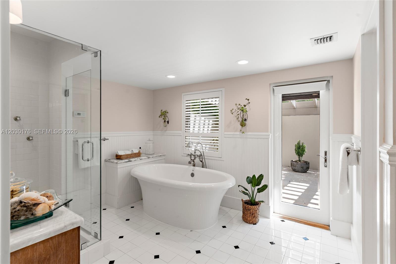 451 Ridge Rd Coral Gables, FL 33143