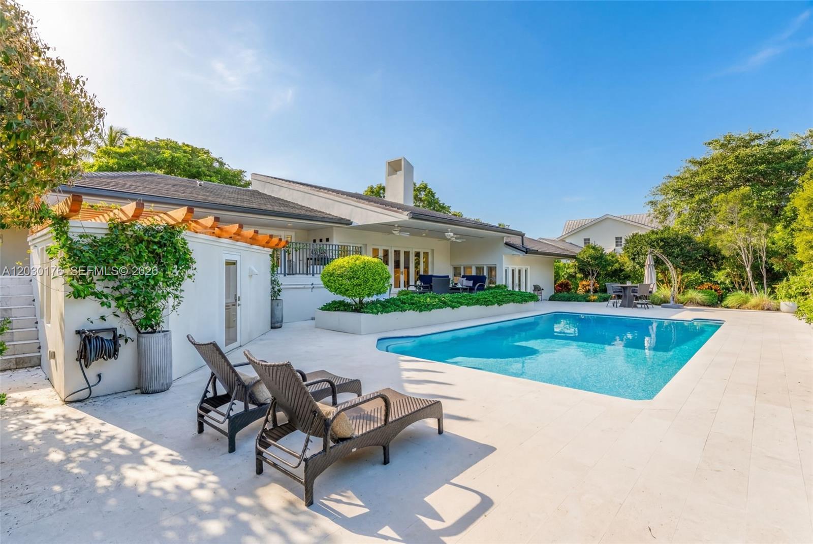 451 Ridge Rd Coral Gables, FL 33143
