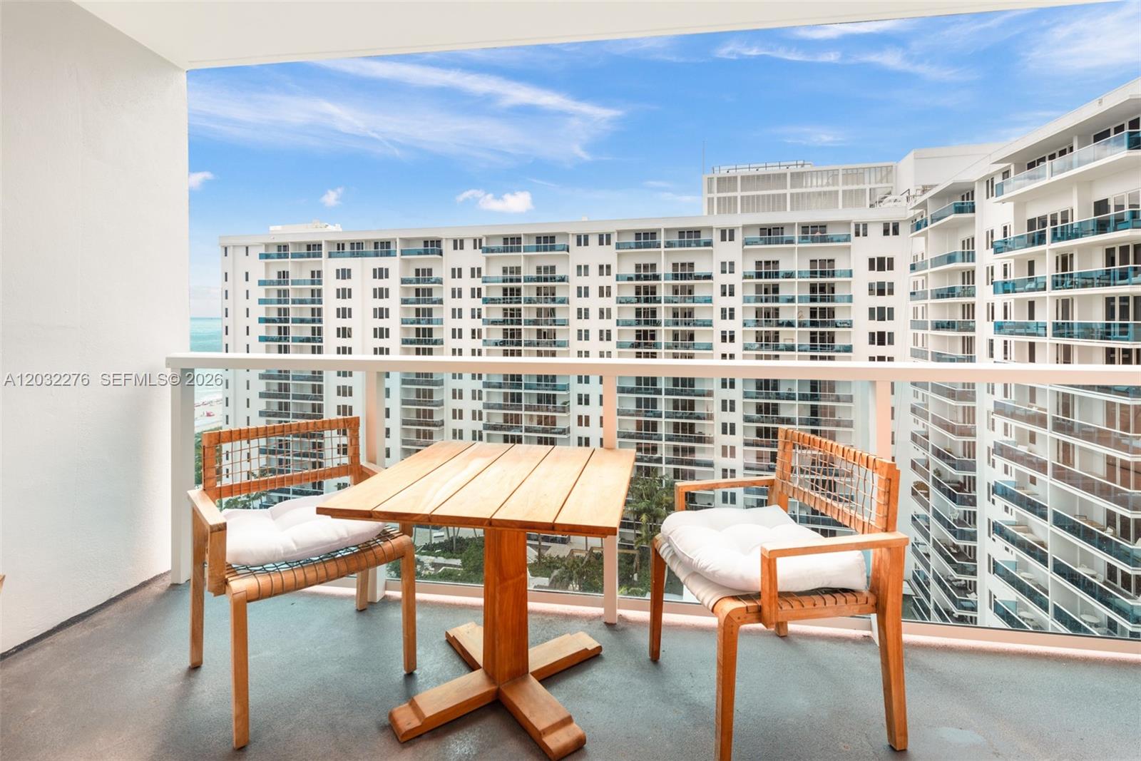 102 24th St #1406 Miami Beach, FL 33139