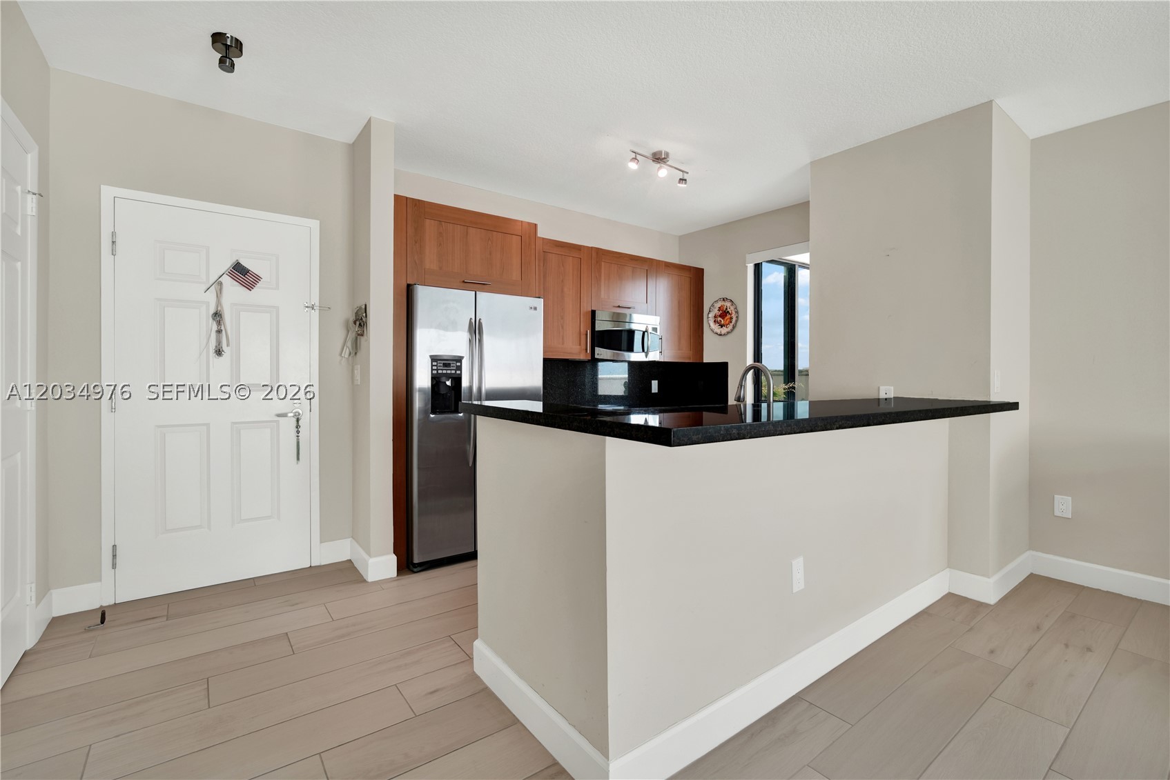 1300 Ponce De Leon Blvd #901 Coral Gables, FL 33134