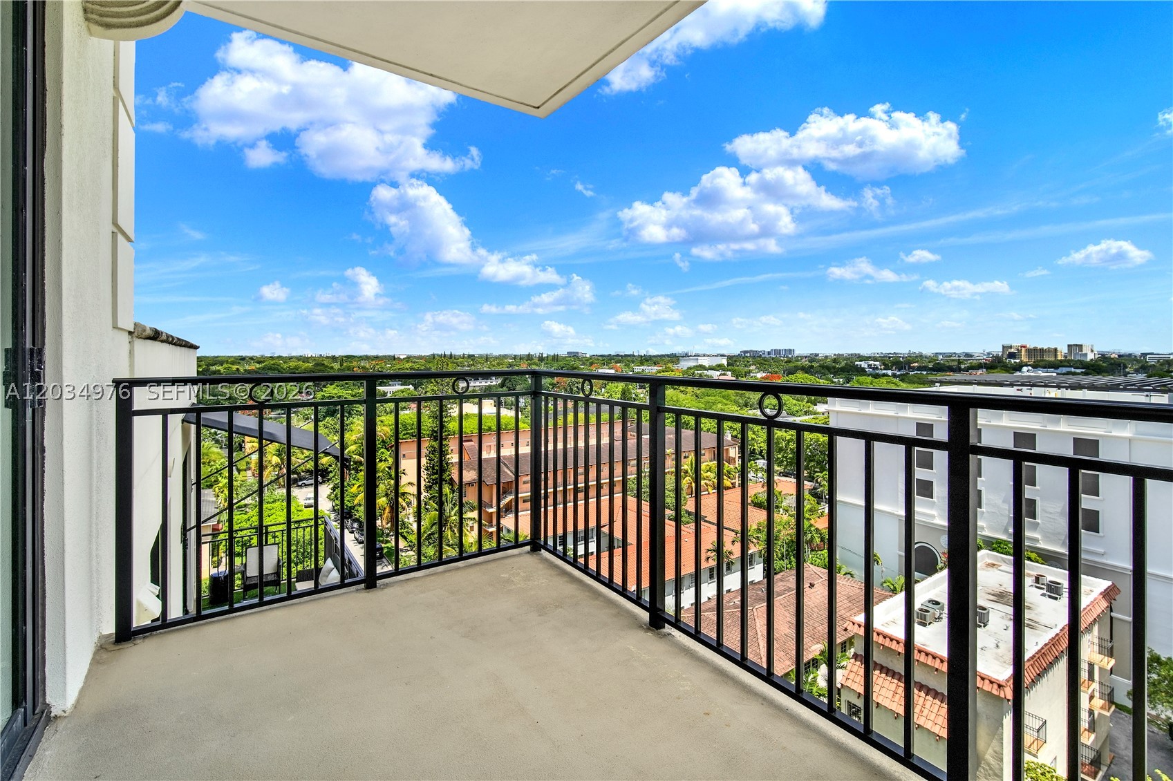 1300 Ponce De Leon Blvd #901 Coral Gables, FL 33134