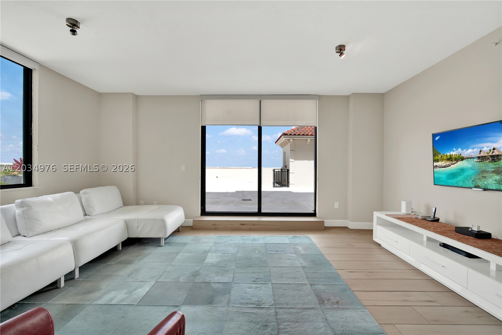 1300 Ponce De Leon Blvd #901 Coral Gables, FL 33134
