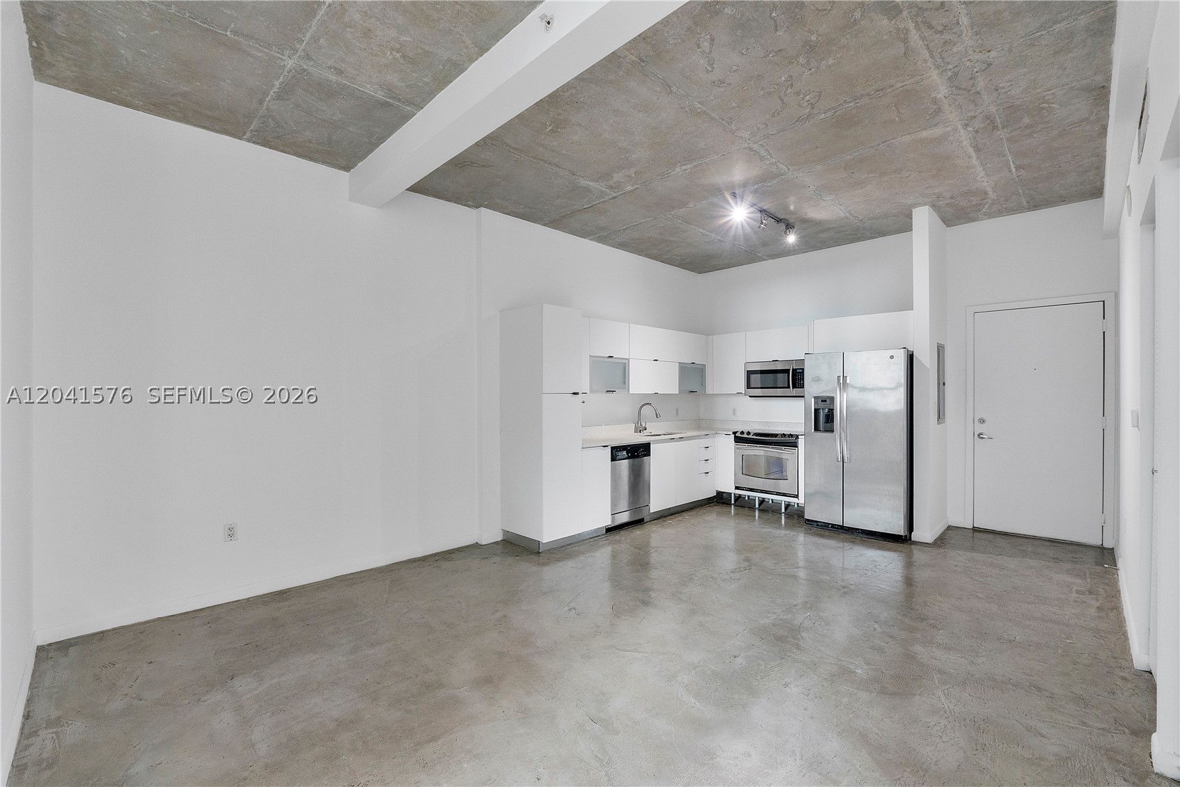 image Loft Downtown I3