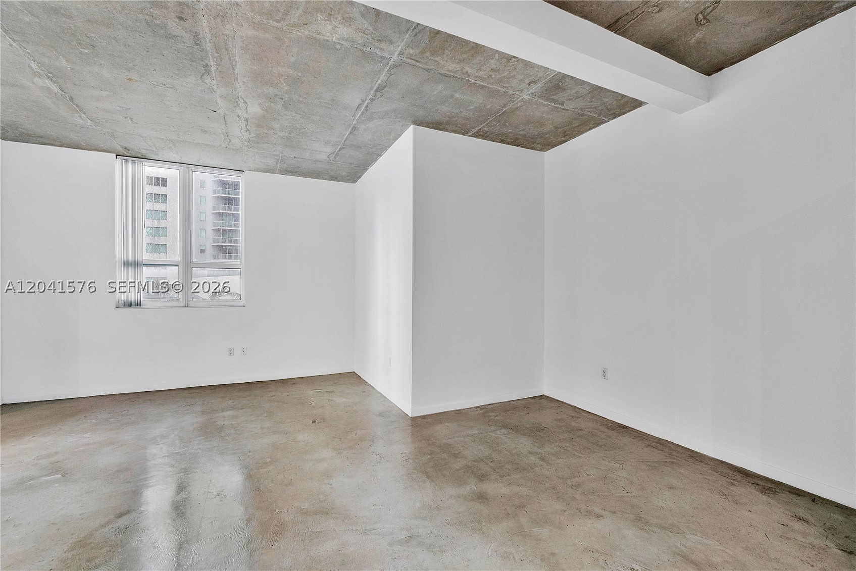 image Loft Downtown I5