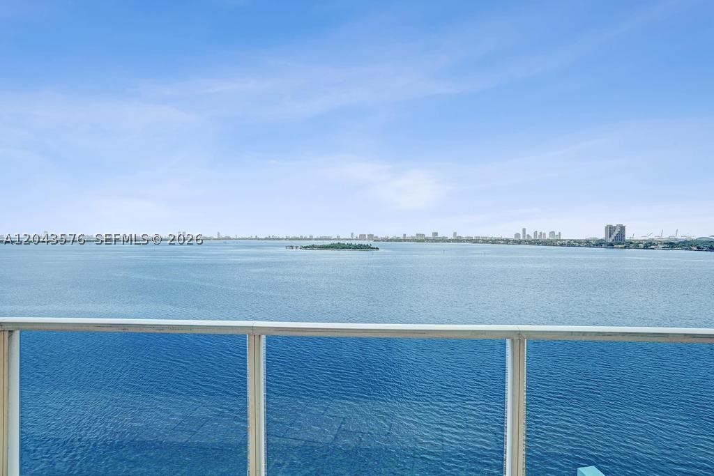 725 NE 22nd St #8B Miami, FL 33137