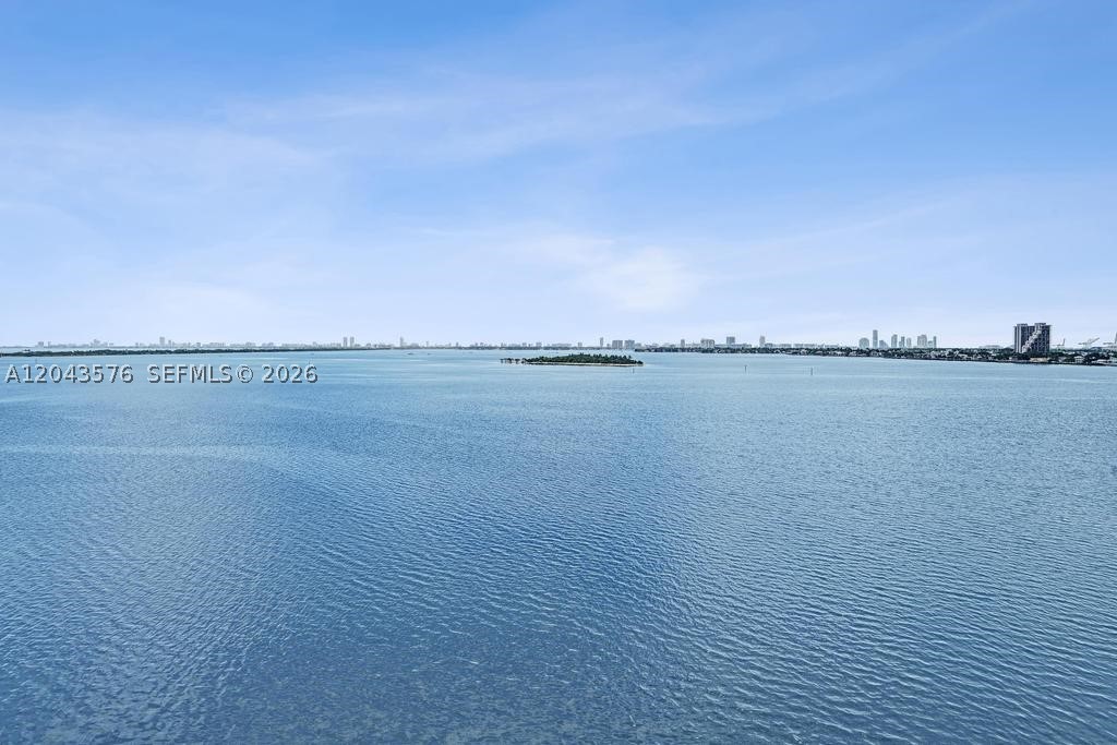 725 NE 22nd St #8B Miami, FL 33137