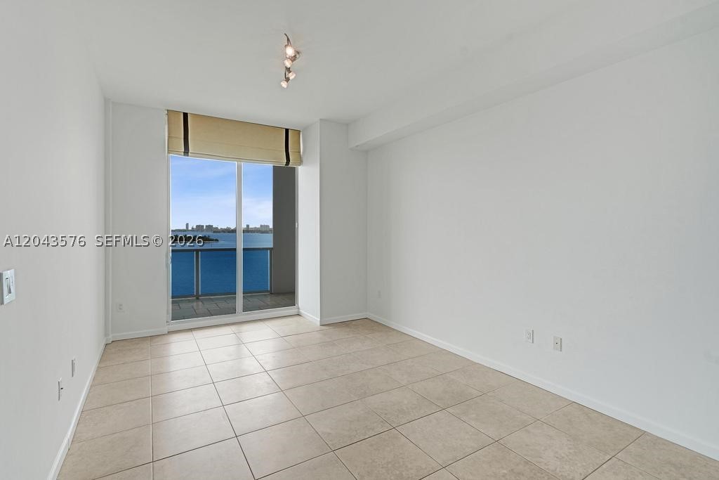 725 NE 22nd St #8B Miami, FL 33137